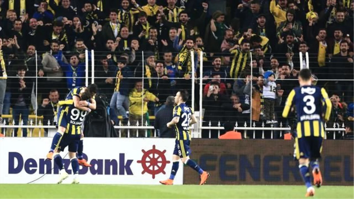 Fenerbahçe, Kadıköy\'de Galibiyeti Hatırladı