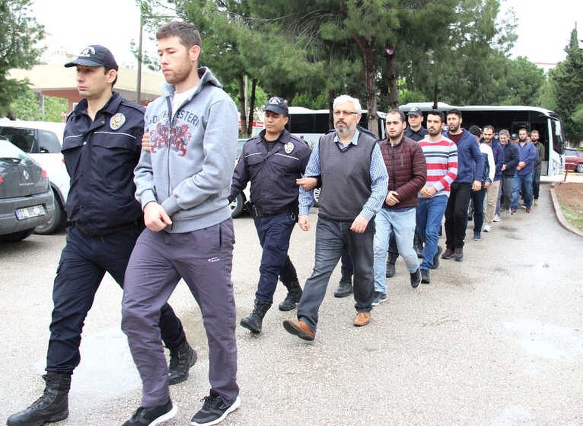 Fetö Şüphelisi 16 Muvazzaf Asker Adliyeye Sevk Edildi