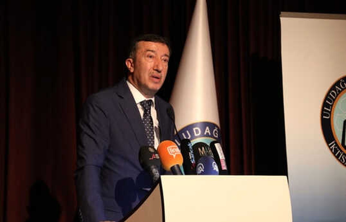 Gelişmenin ve Kalkınmanın Birinci Yolu Düşünmektir"