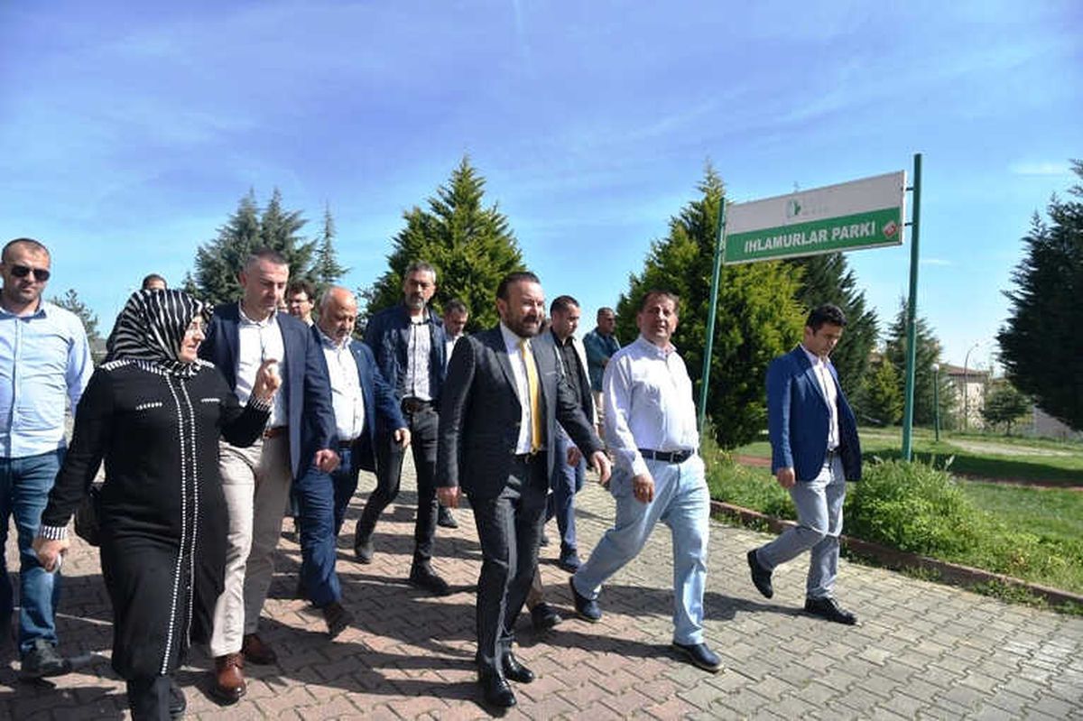 İzmit\'te Mahalle Gezileri Devam Ediyor