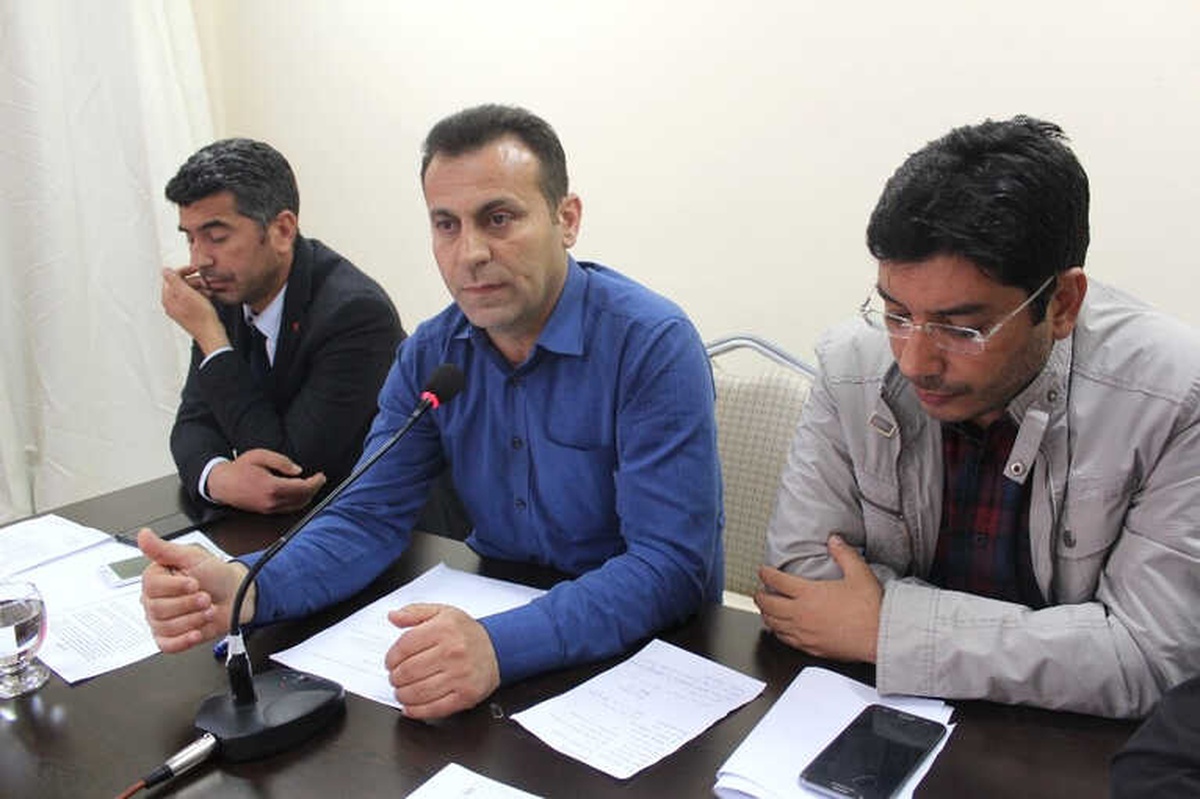 Kahta\'da Okuma Yazma Seferberliği Toplantısı