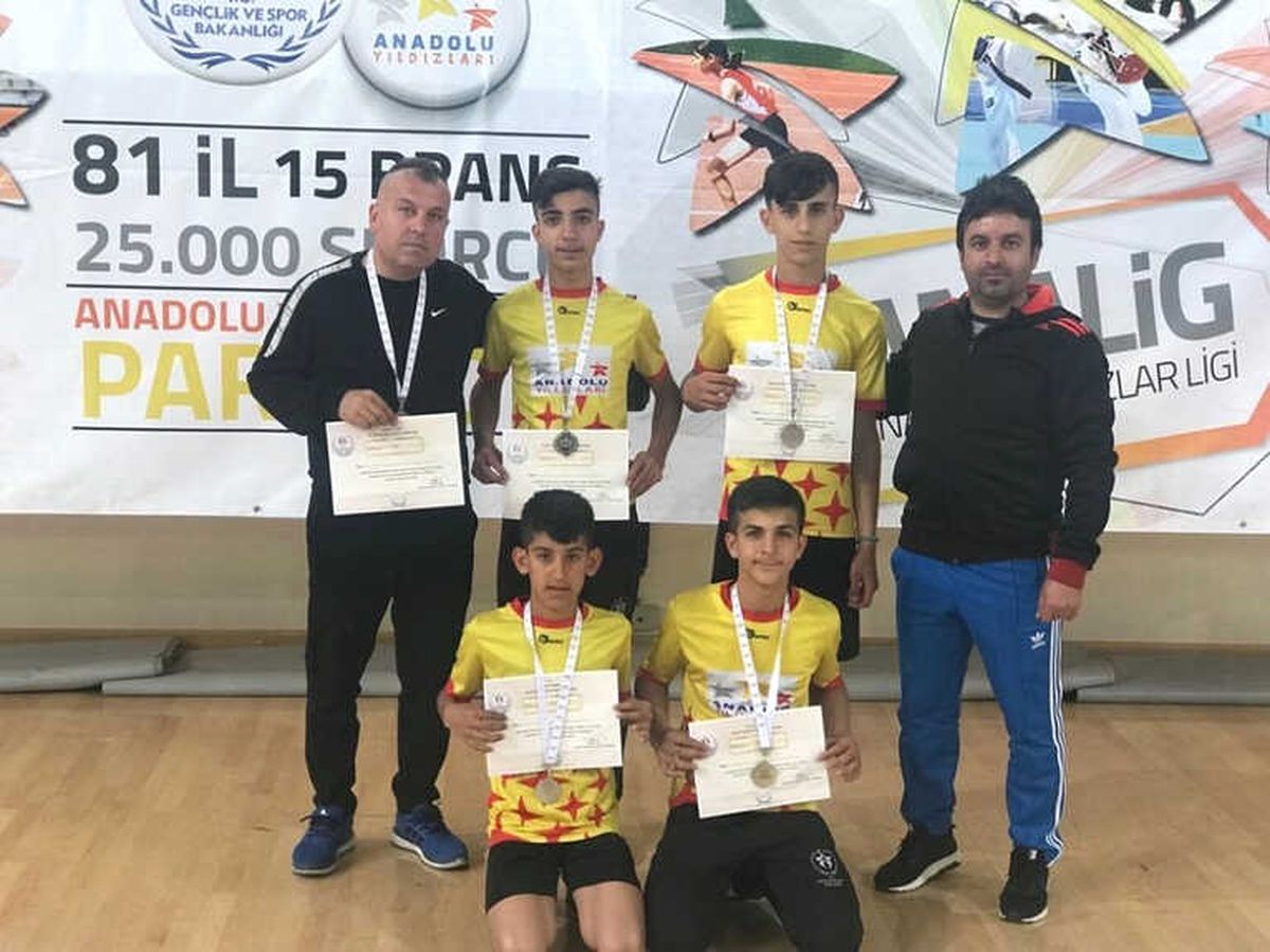 Mardin Badmintonda Finale Yükseldi