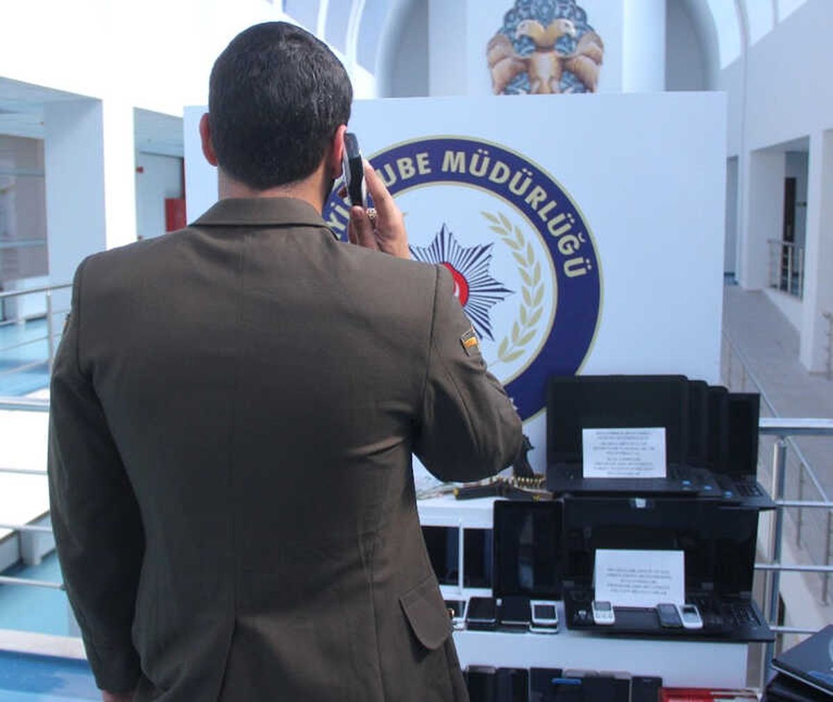 Polis Vatandaşın 14 Milyon 400 Bin Lirasını Kurtardı