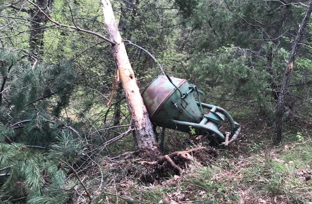 Traktör Ormana Yuvarlandı: 1 Ölü