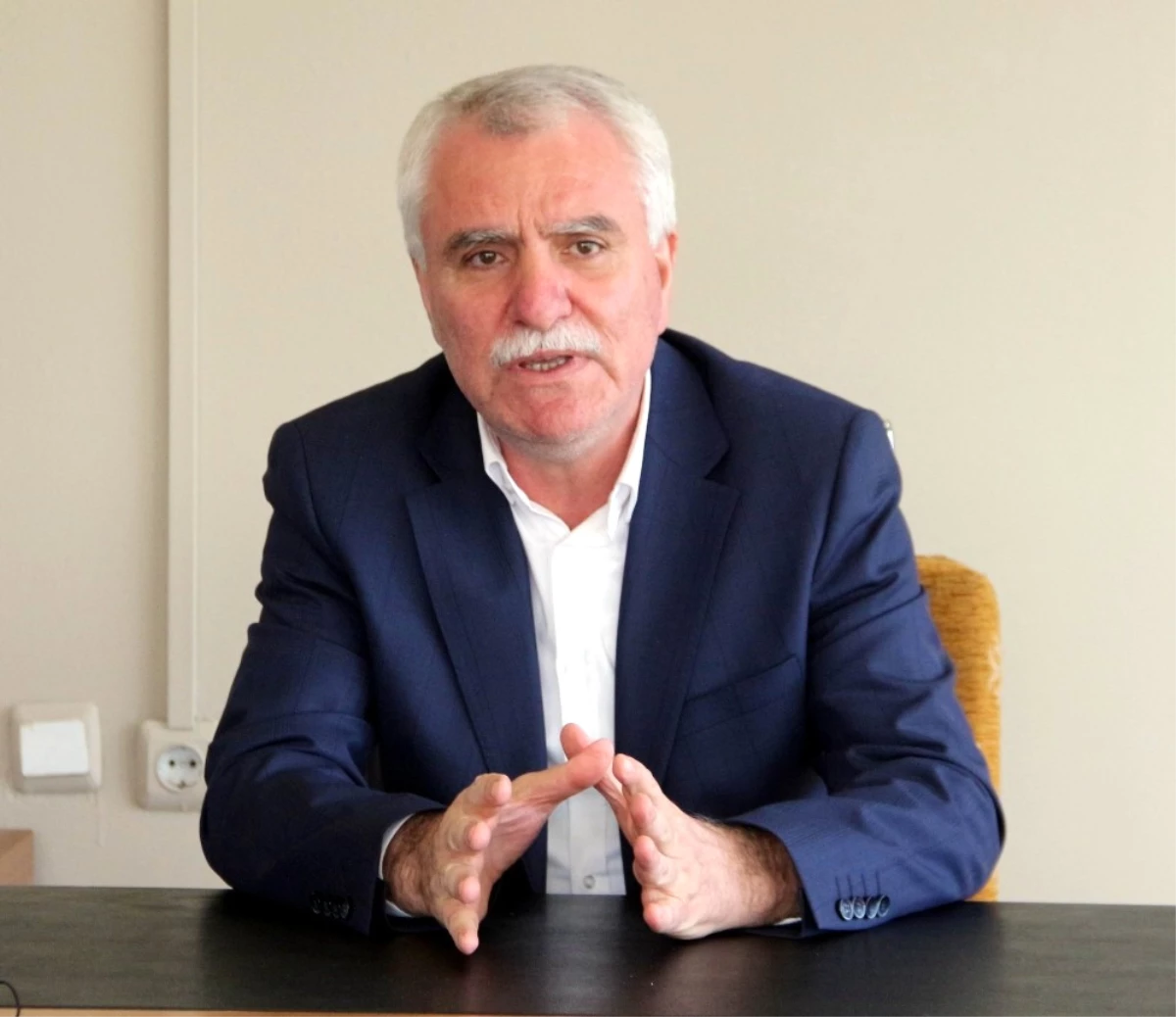 Tutu: "Vali, Samsunspor Başkanından Öte Çaba Sarf Ediyor"