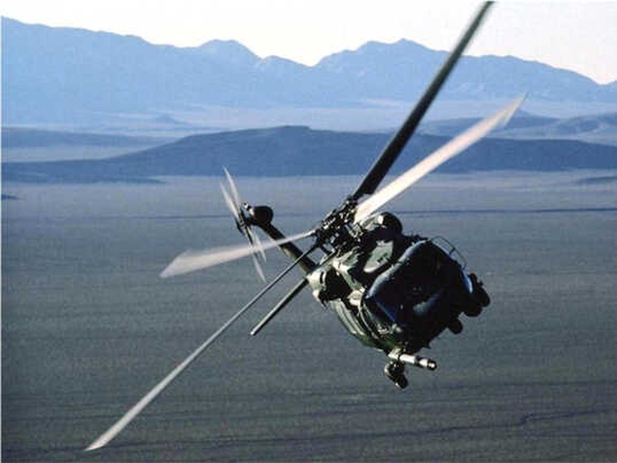 Yunanistan\'ın Türk Helikopterine Uyarı Ateşi Açtığı İddia Edildi