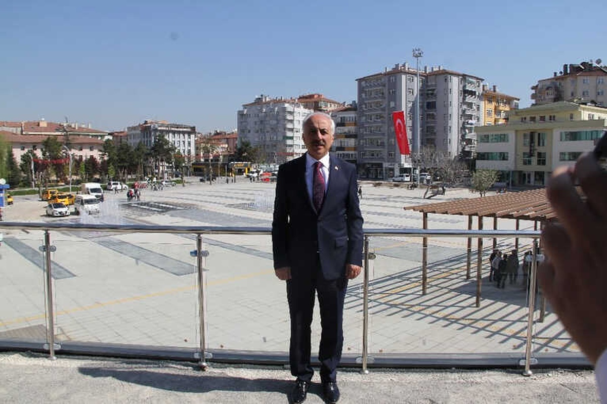 40 Milyon Liralık Kent Meydanı Projesi Tamamlandı