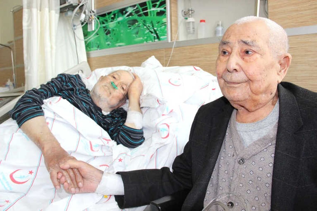 Asker Arkadaşları 72 Yıl Sonra Hastanede Karşılaştı