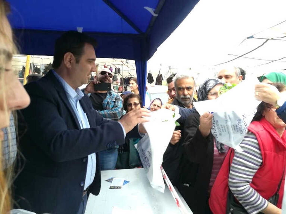 Aydın Büyükşehir Belediyesi Söke\'de 50 Bin Fide Dağıttı