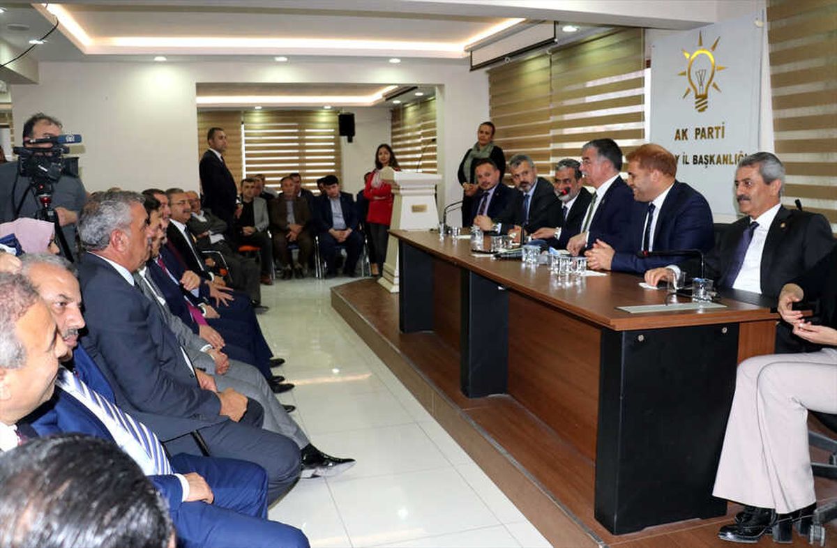 Bakan Yılmaz Hatay\'da Partililere Seslendi