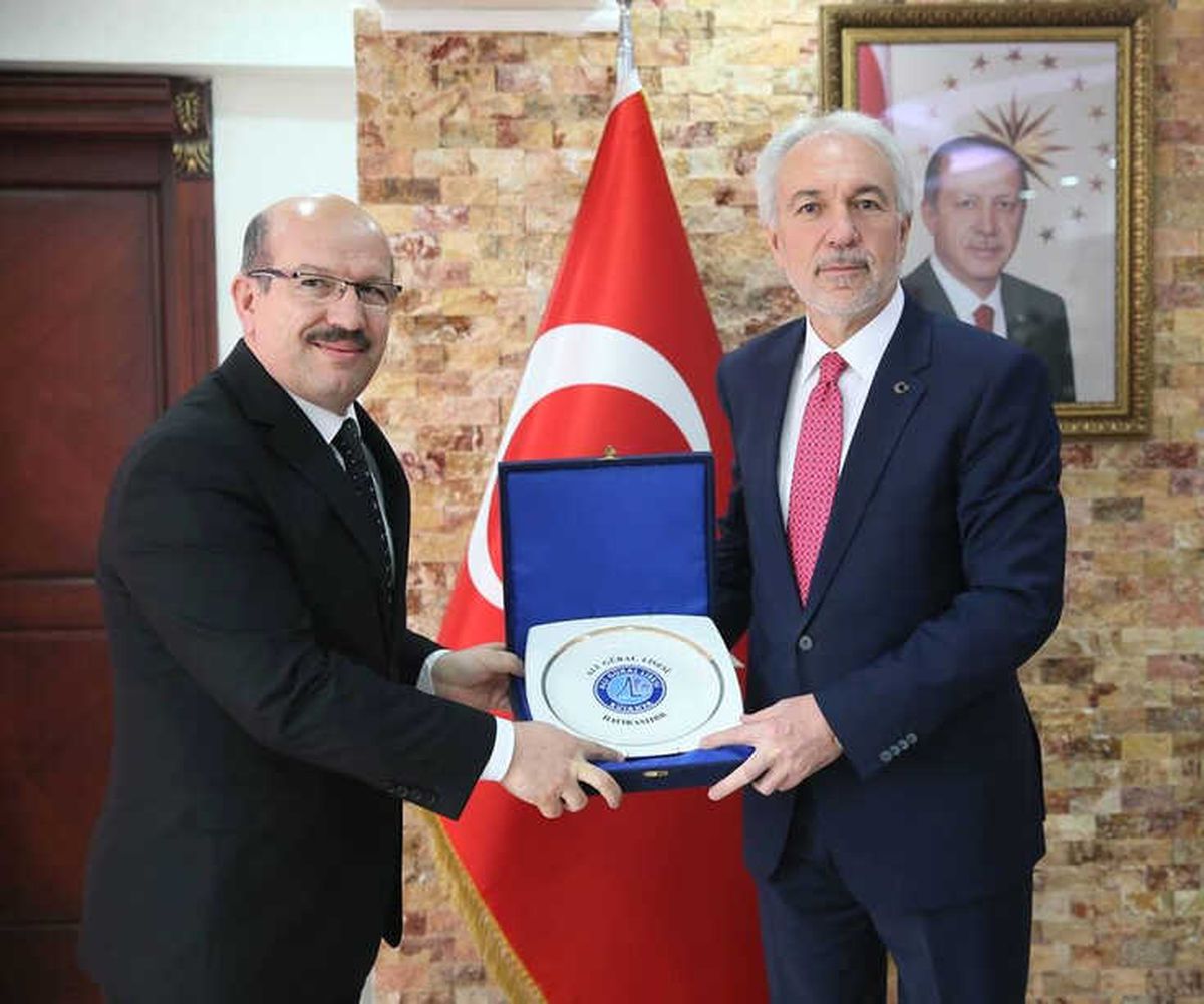 Başkan\'dan \'Şifa Zehir Olmasın\' Kampanyasına Destek