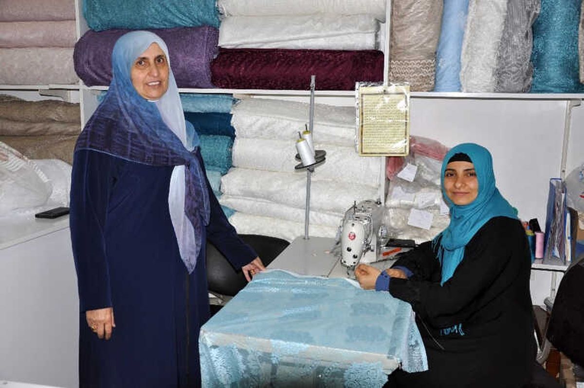 Borç Bilezikle İş Kurdular, Avrupa\'dan Sipariş Almaya Başladılar