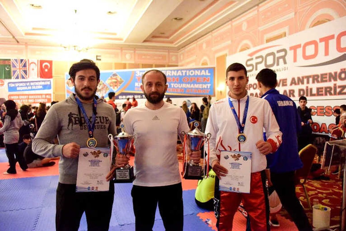 Düzce Üniversitesi Öğrencisi Uluslararası Şampiyonada 1. Oldu