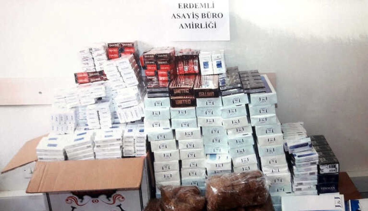 Erdemli\'de 2 Bin 250 Paket Kaçak Sigara Ele Geçirildi