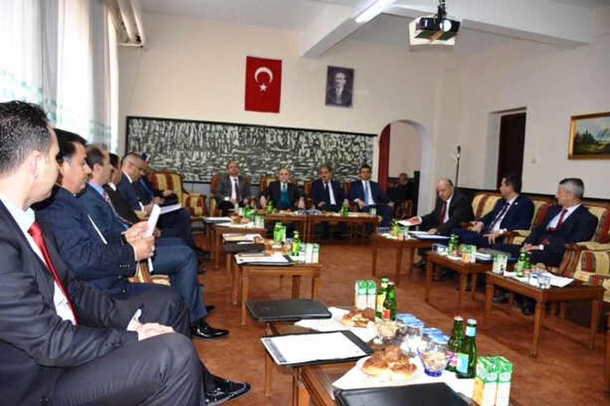 İlçe Milli Eğitim Müdürleri Toplantısı Pazaryeri\'nde Yapıldı