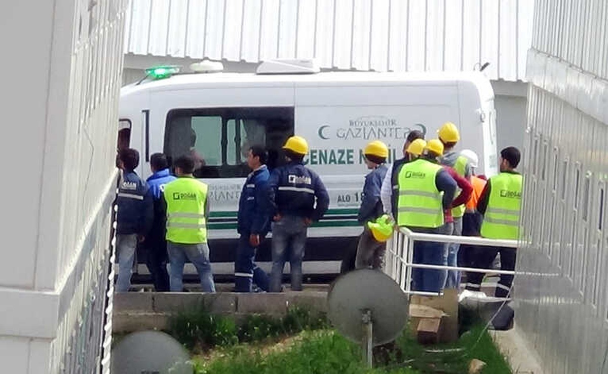 İnşaat İşçisi Genç Yatakhanede Ölü Bulundu