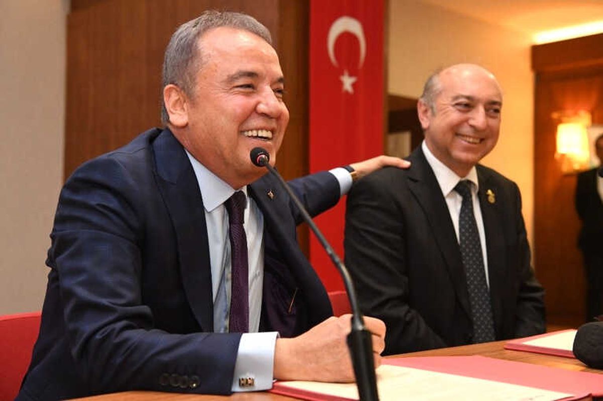 Konyaaltı Belediyesi\'ne Isparta\'dan Kardeş Belediye