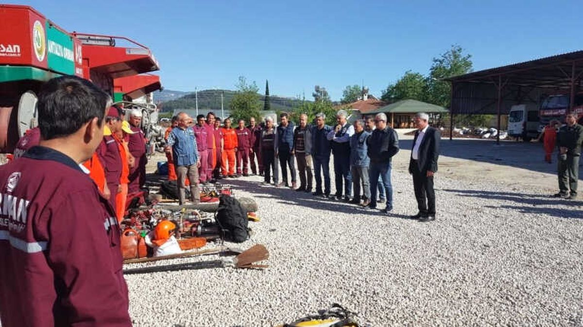 Kumluca\'da Orman Personeline Yangın Eğitimi