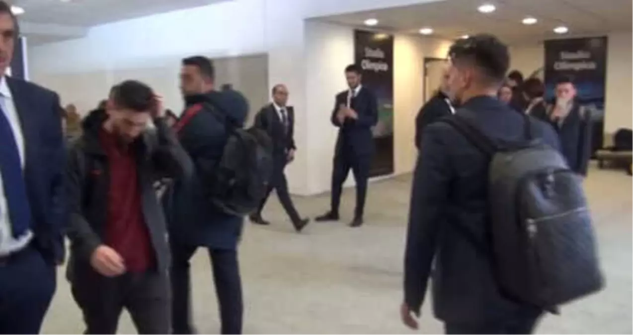 Messi, Hezimetin Ardından Cengiz Ünder\'in Yüzüne Bile Bakmadı