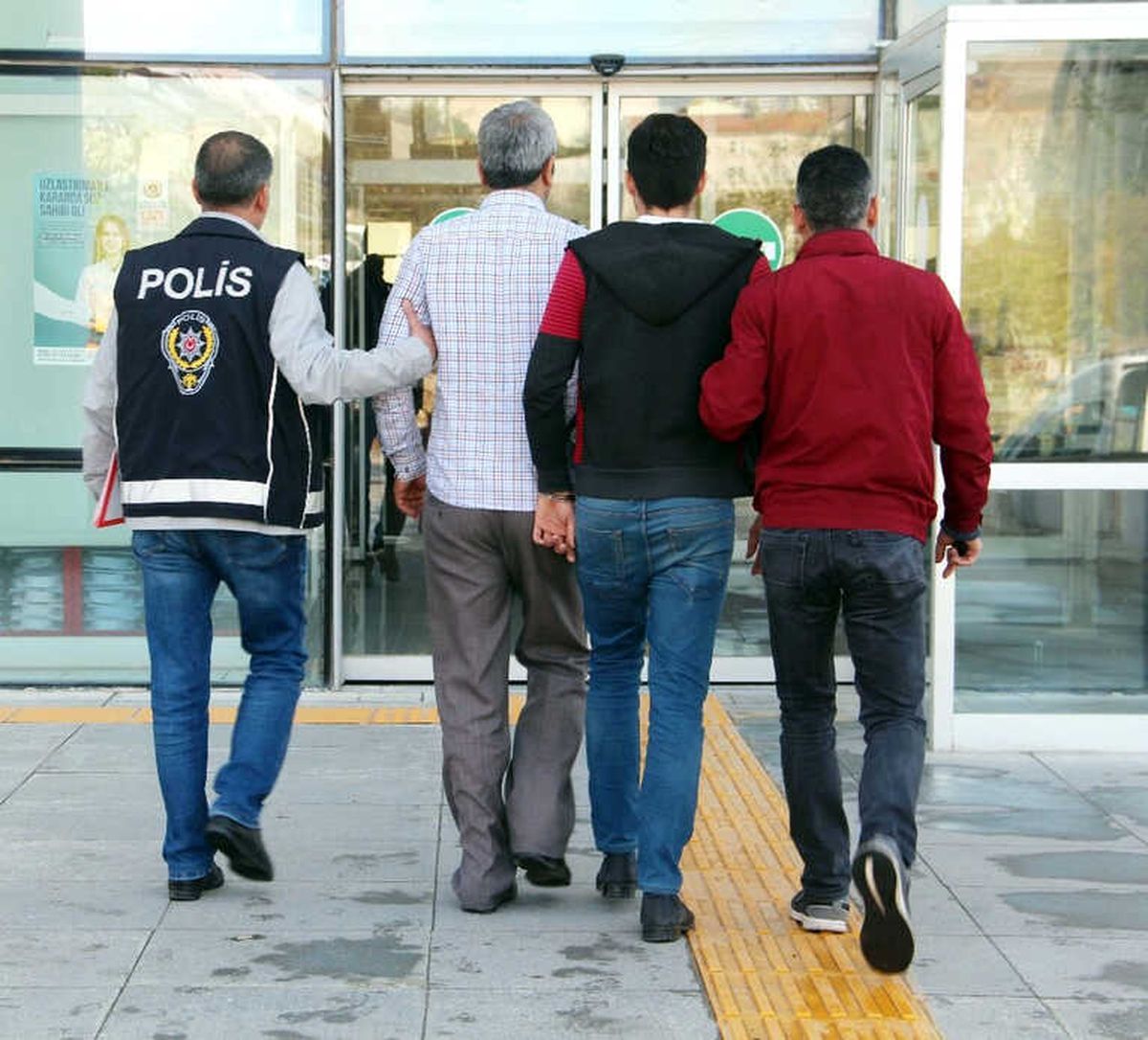 Sahte Valiler Yakalandı
