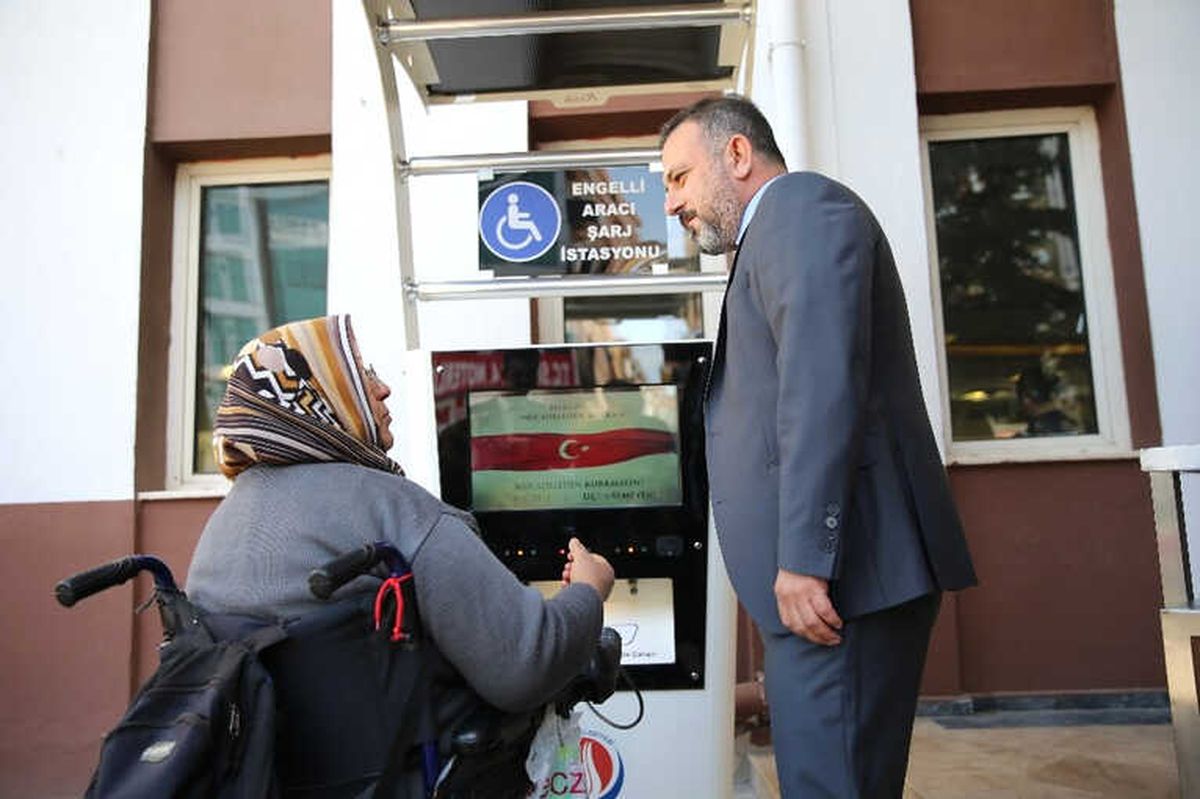 Sincan Belediyesi Engellilerin Yanında