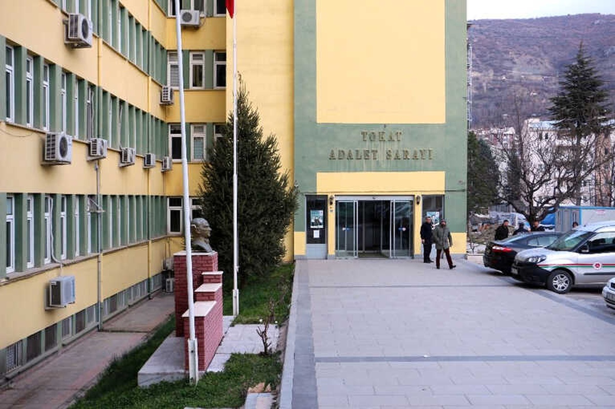 Tokat Merkezli 13 İlde Fetö Operasyonu: 17 Gözaltı