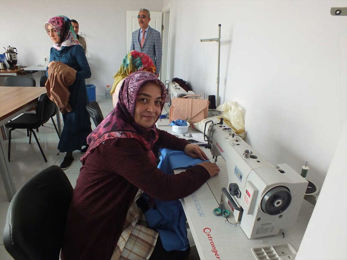 Ulaş\'ta Elbise Dikim Kursu Açıldı