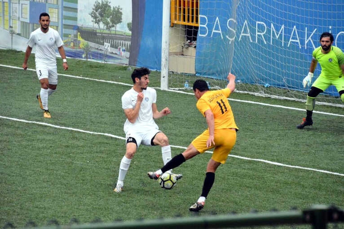 Aliağaspor Şampiyonluk Yolunda