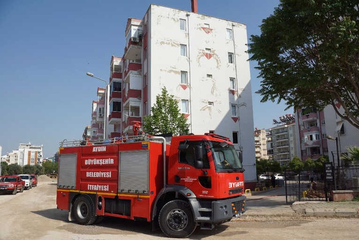 Aydın\'da Çıkan Yangın Korkuttu