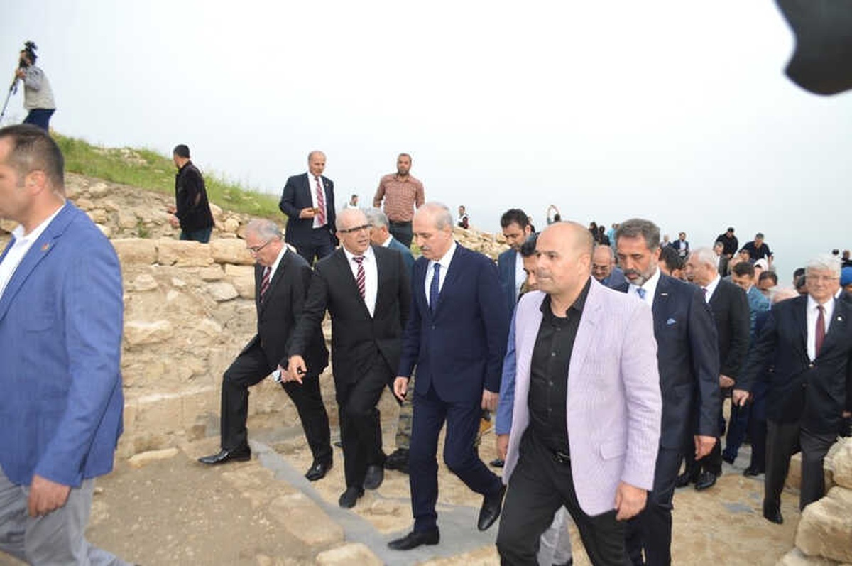 Bakan Kurtulmuş: "Mardin Kalesi\'ni Öncelikli Hale Getireceğiz"