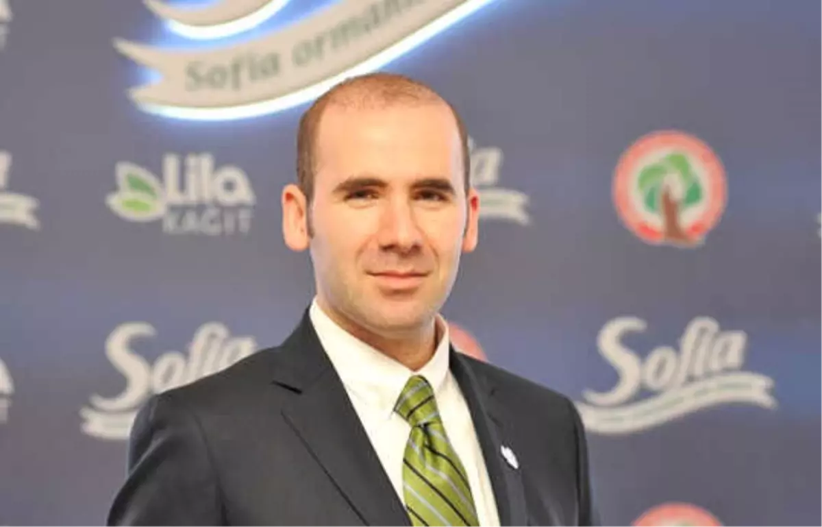 Lila, Yzb\'de Maylo Puf Mendil\'i Tanıtıyor