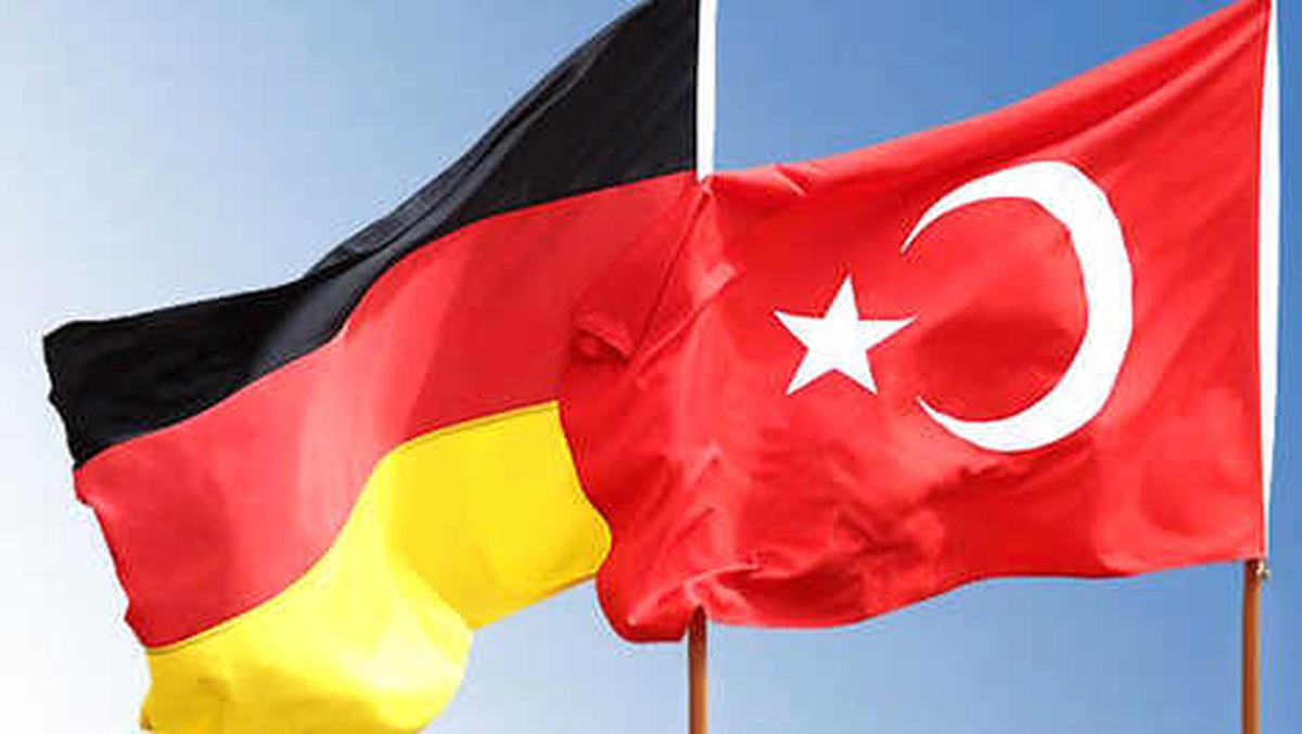 Şartları Uyuyor Ama 1.5 Milyon Türk, Alman Olmak İstemiyor!