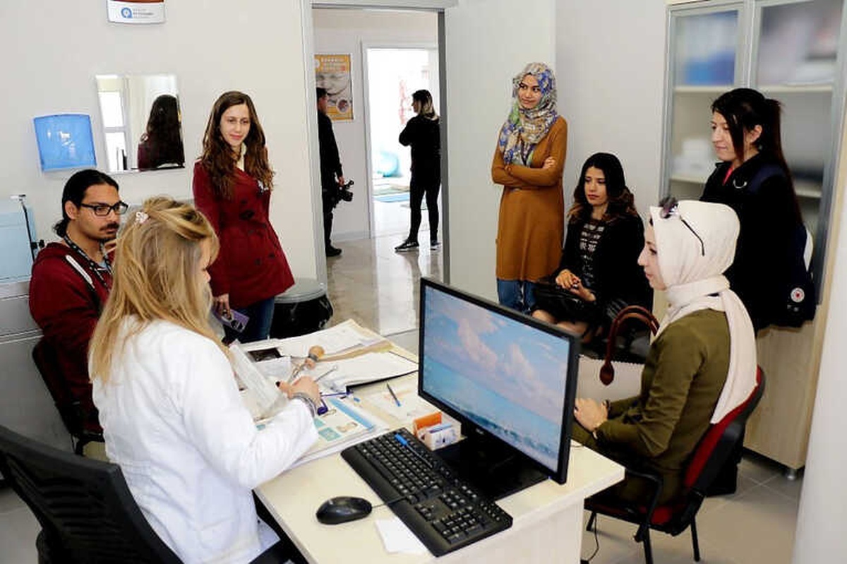 Şehit Dr. Atilla Nizam Sağlıklı Hayat Merkezi Şifa Dağıtıyor