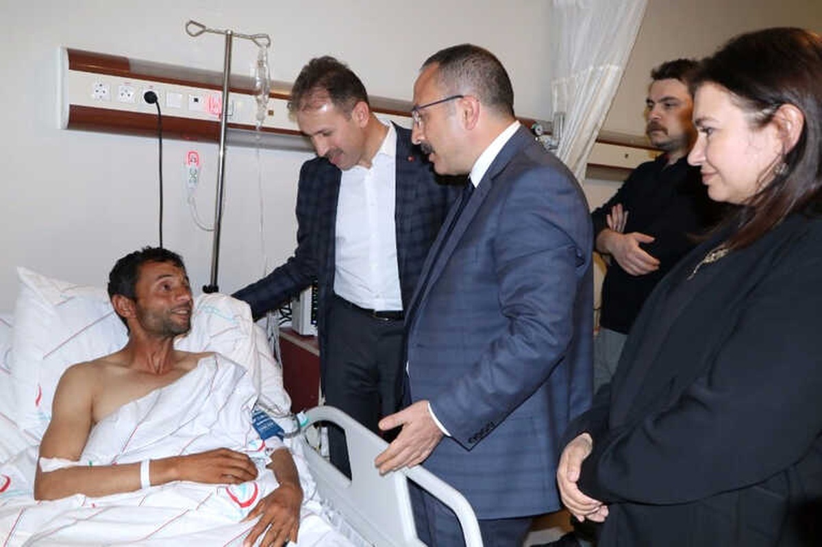 Siirt Valisi Atik Yaralı Korucuları Ziyaret Etti