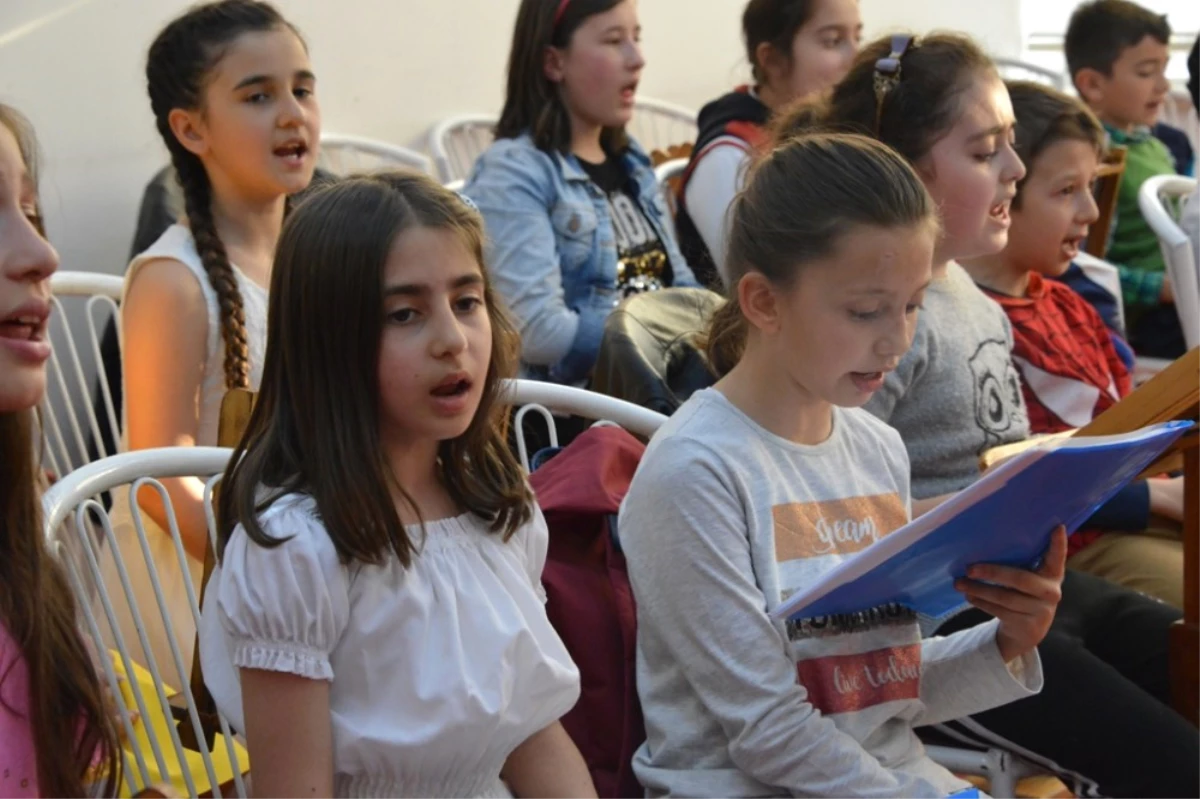 Sivas Belediyesi Çocuk Korosu Konser Verecek