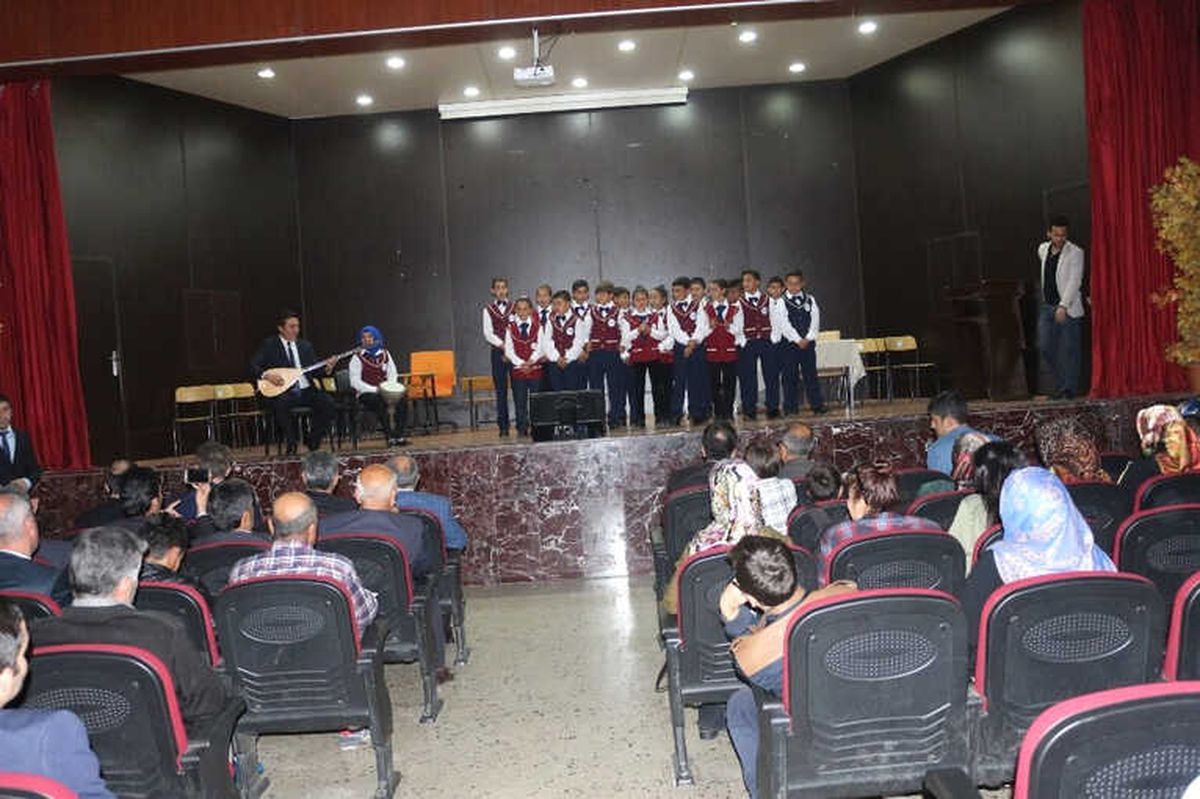 Suriyeli Çocuklar Doyasıya Eğlendi