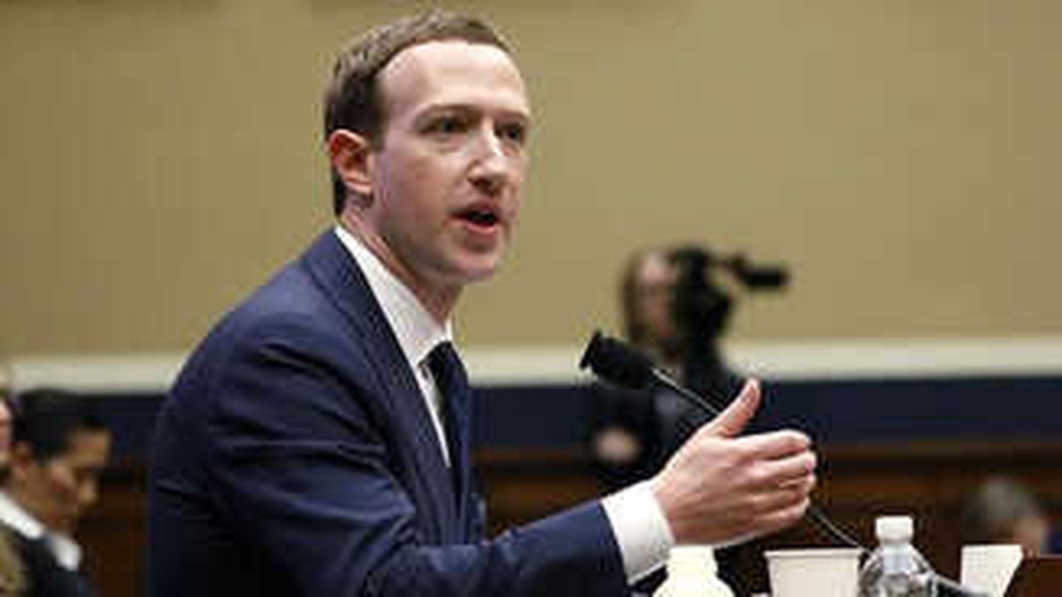 Zuckerberg: Facebook Kullanıcıların Çoğu Gizlilik Kontrollerine Dikkat Emiyor