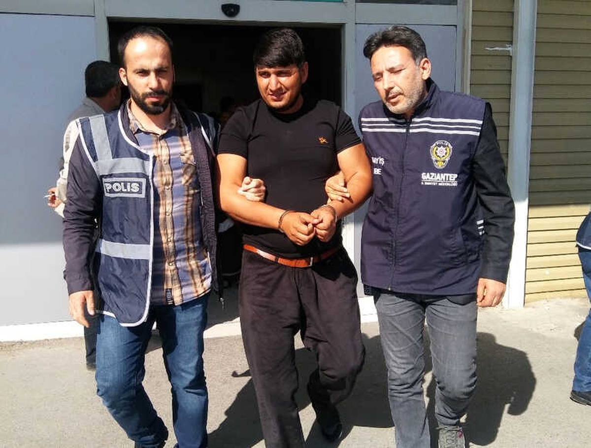 290 Bin TL Çalan Hırsızlar Kıskıvrak Yakalandı