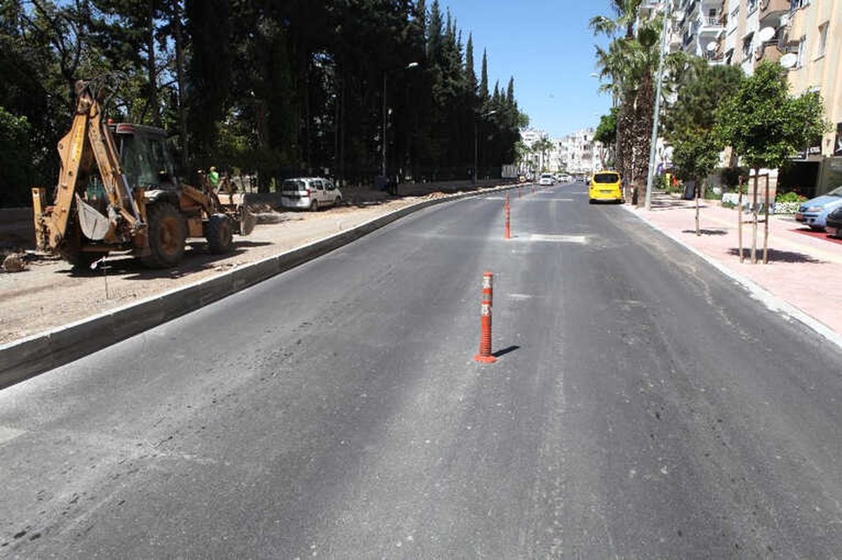Avni Tolunay Caddesi Yenileniyor