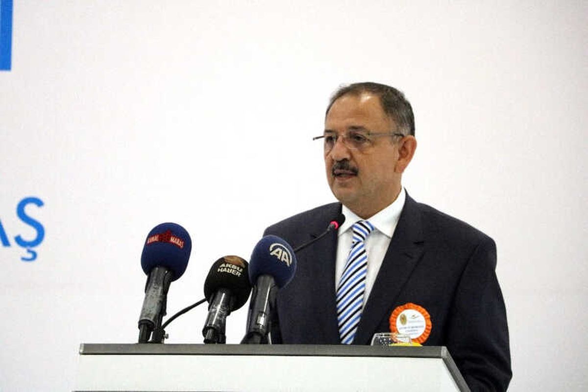 Bakan Özhaseki: "Doğuda 70 Bin Ev Terör Nedeniyle Zarar Gördü"