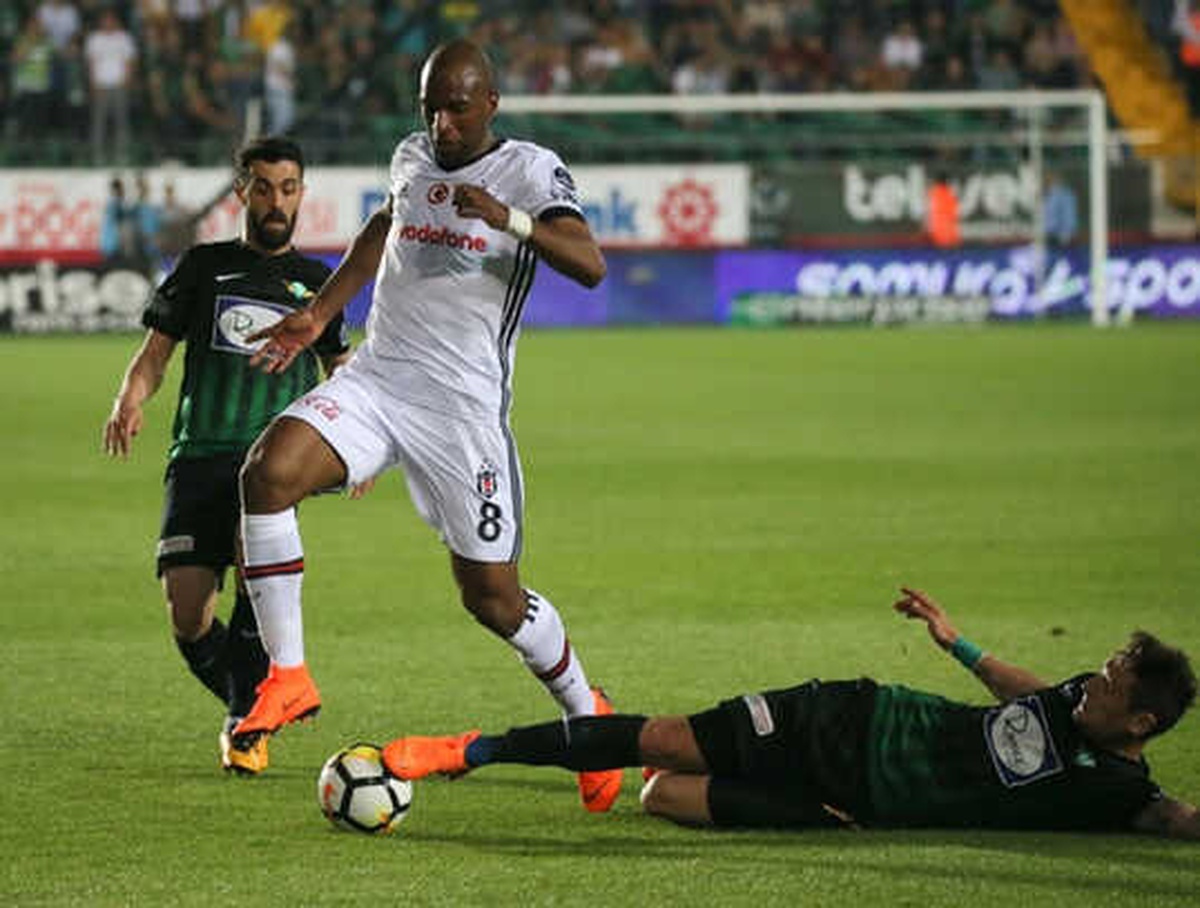 Beşiktaş, Maç Fazlasıyla Liderliğe Yükseldi