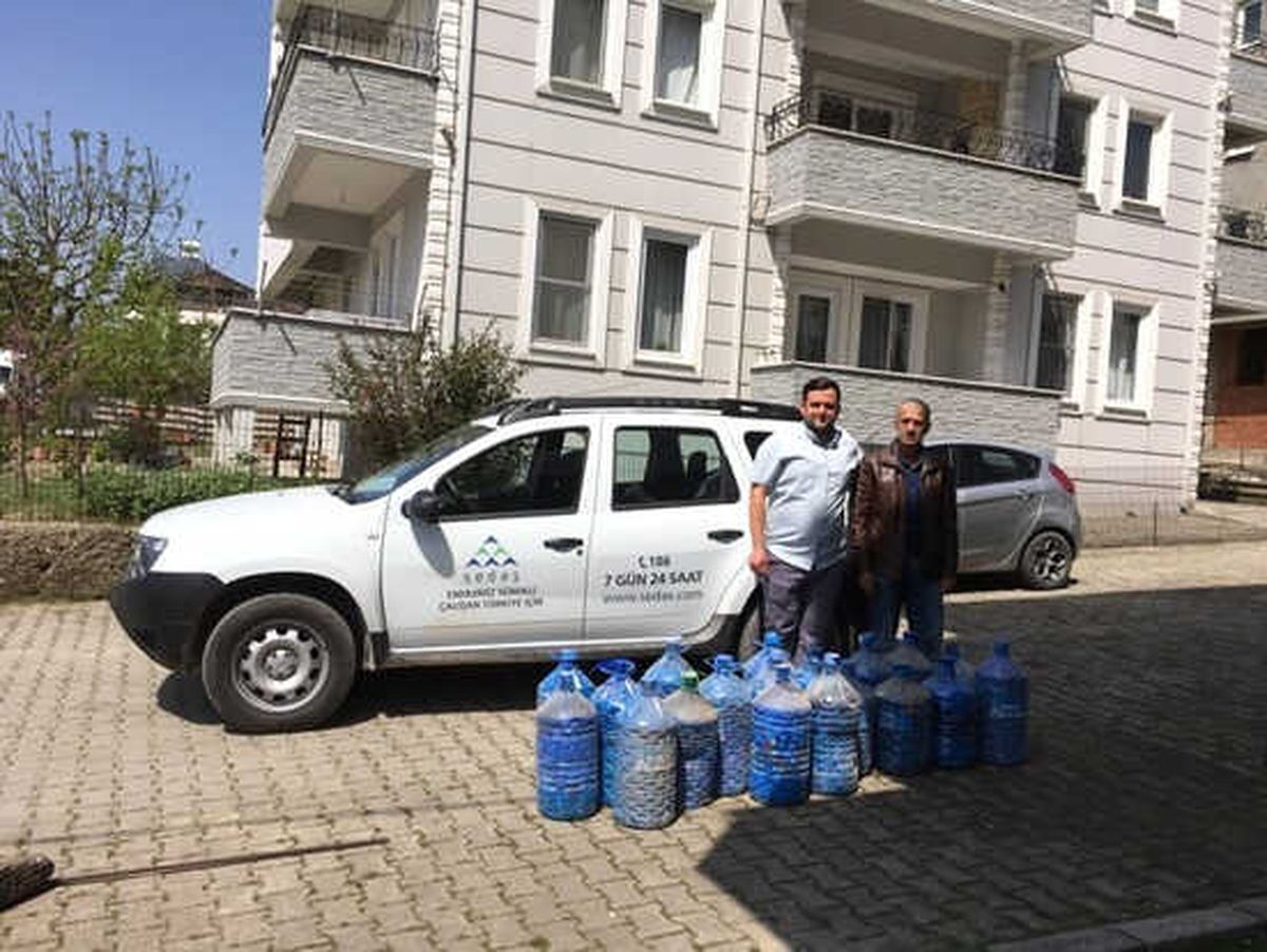 Engelli Bireyler İçin Mavi Kapak Topladılar