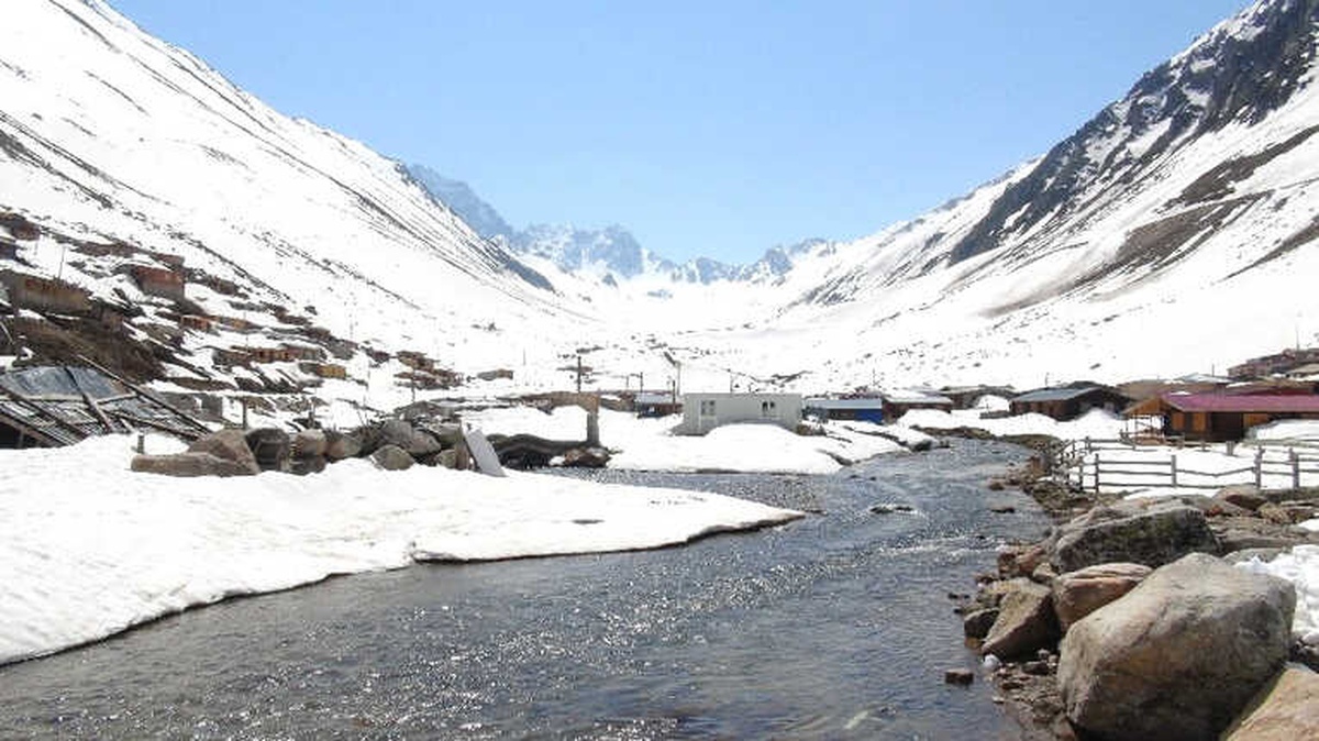 Karla Kaplı Yayla Yolları Ulaşıma Açılıyor