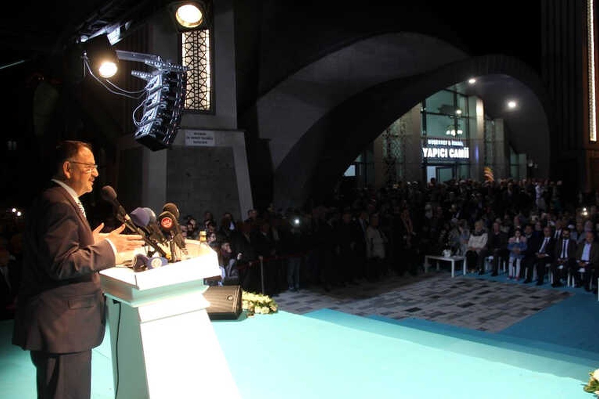 Kayseri\'nin En Farklı Mimarisine Sahip Camisinin Resmi Açılışı Yapıldı