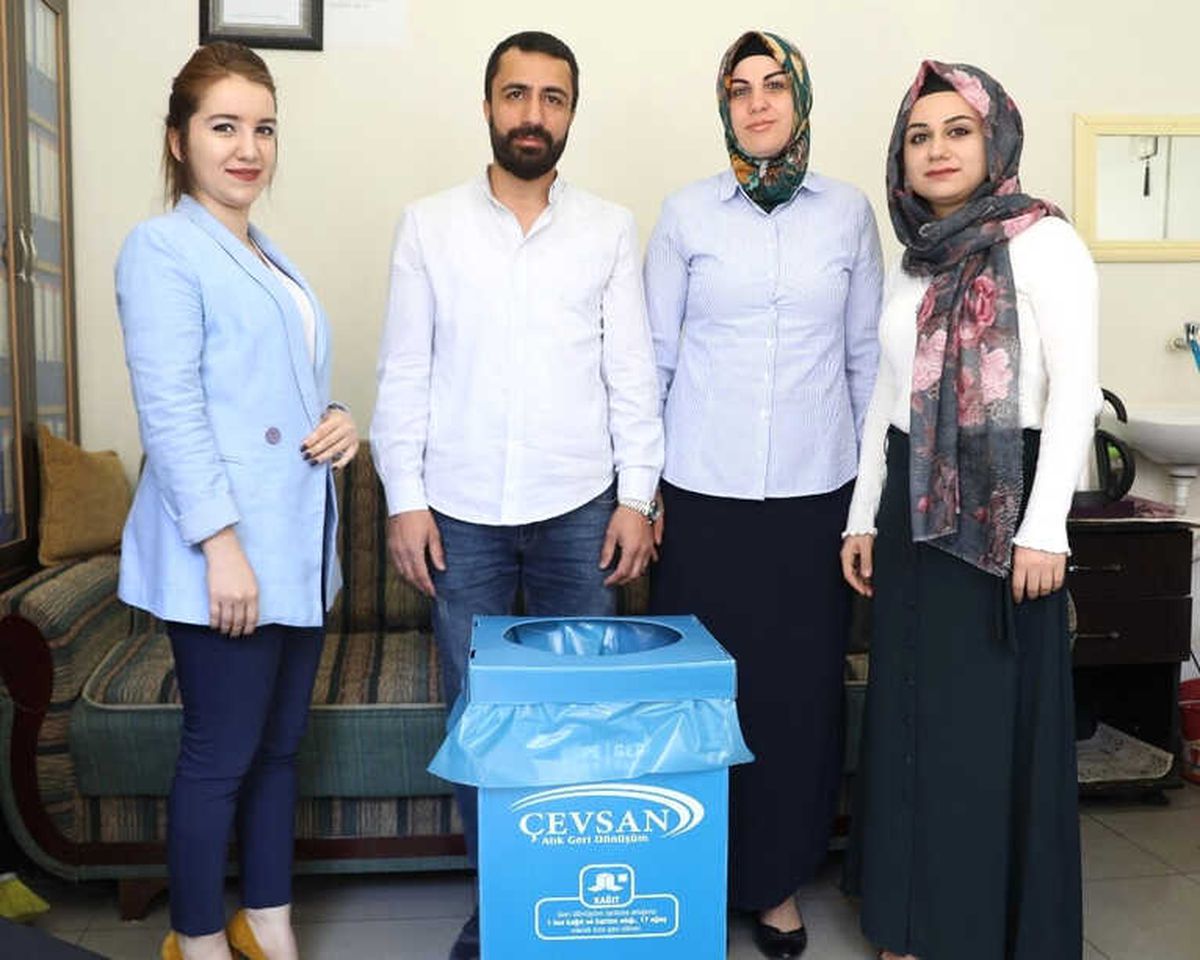 Muhtarlıklara Geri Dönüşüm Kutuları Bırakıldı