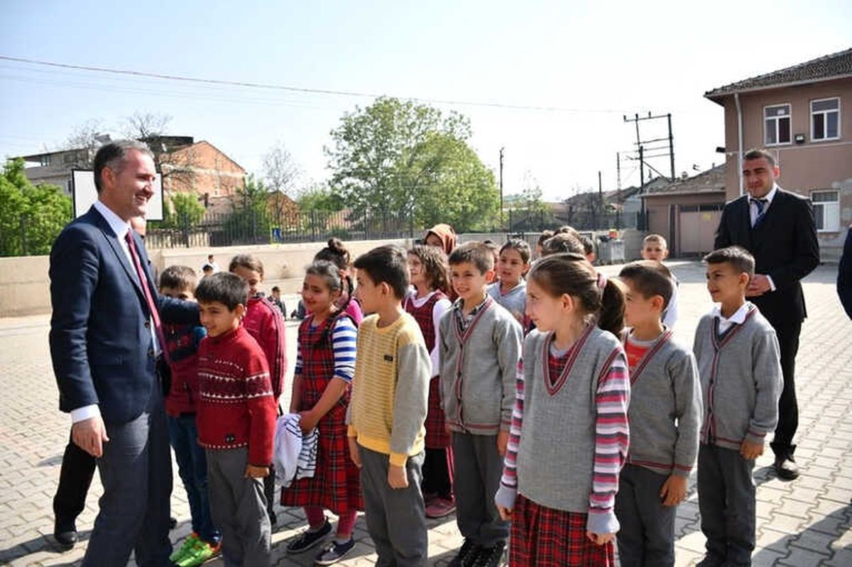 Öğrenciler Planetaryum ile Gök Bilimlerini Öğreniyor