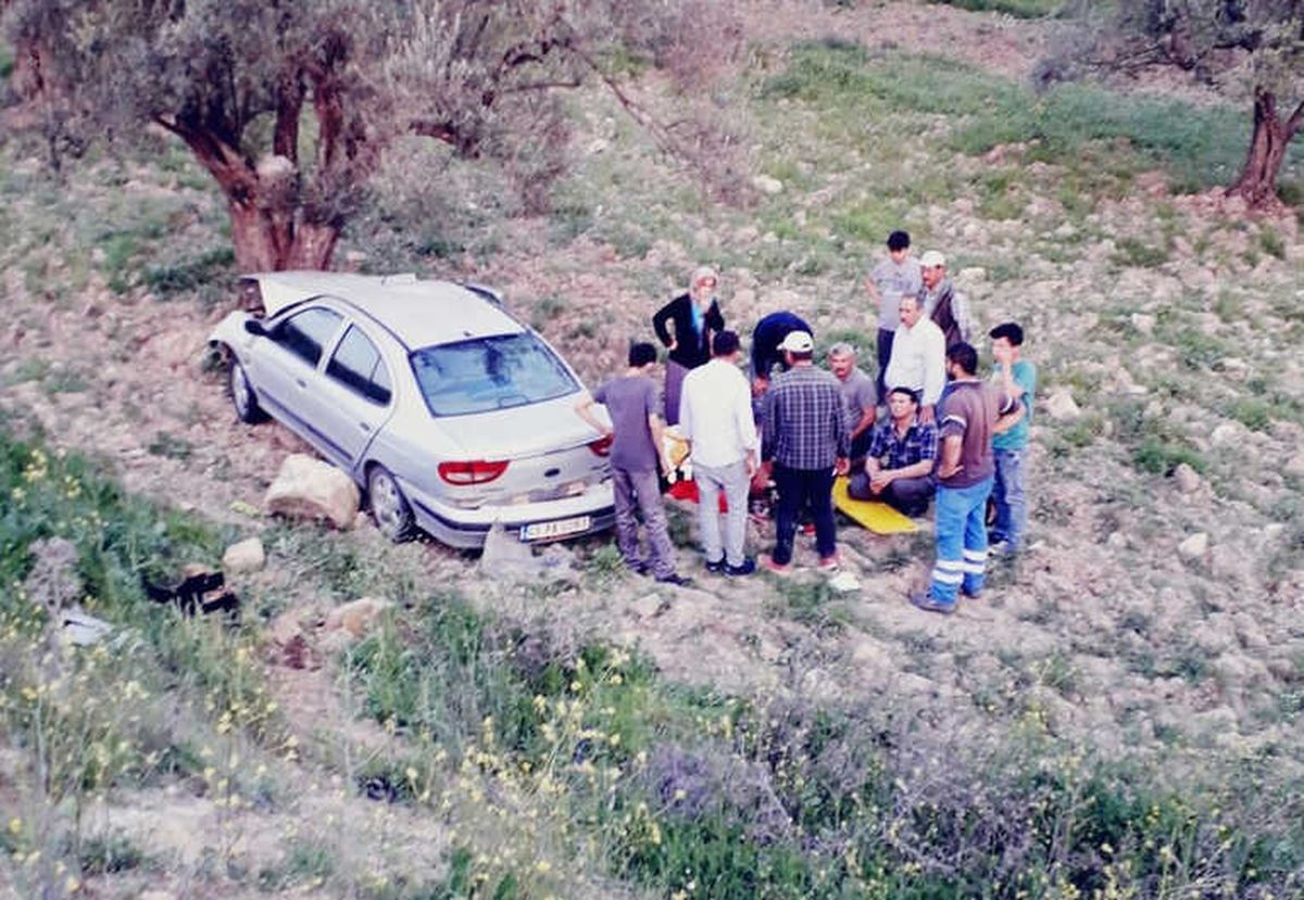 Otomobiller Çarpıştı: 7 Yaralı