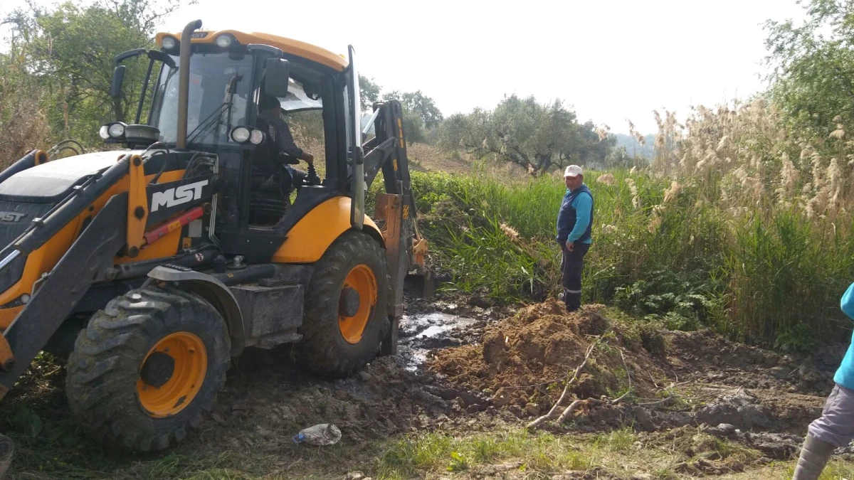 Saruhanlı\'nın Dereleri Daha Sağlıklı Hale Getiriliyor