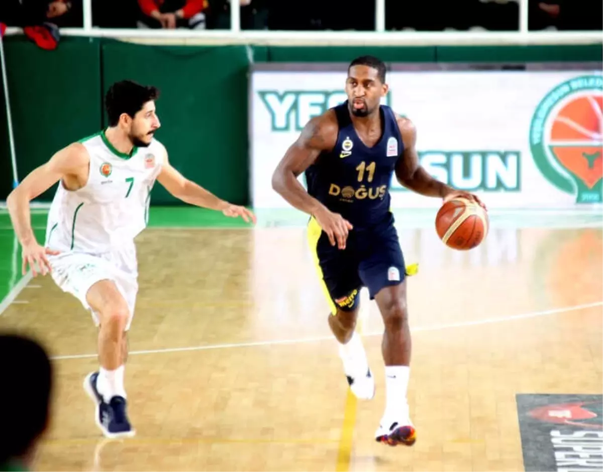 Tahincioğlu Basketbol Süper Ligi: Yeşilgiresun Belediyespor: 70 - Fenerbahçe Doğuş: 93