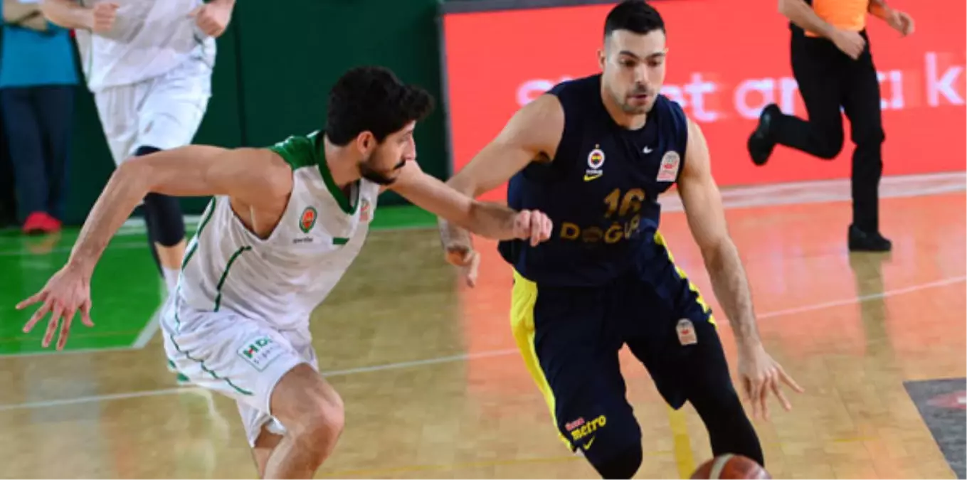 Yeşilgiresun Belediyespor-Fenerbahçe Doğuş: 70-93